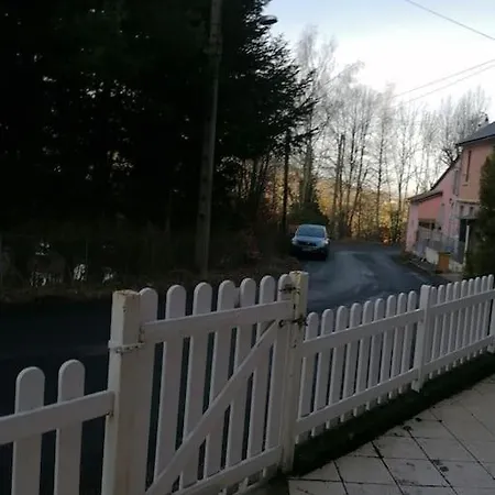 別荘 Grande Maison Au Charme Chaleureux Hiver Comme Ete ラ・ブルブール