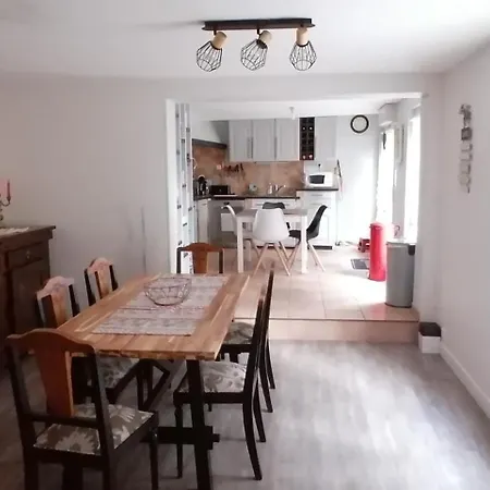 別荘 Grande Maison Au Charme Chaleureux Hiver Comme Ete *